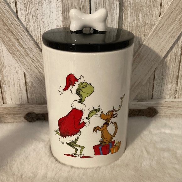 Dr. Seuss Holiday Final Price Dropthe Grinch And Max Christmas